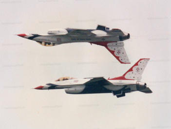 Air Force Thunderbirds - Inverted Flight